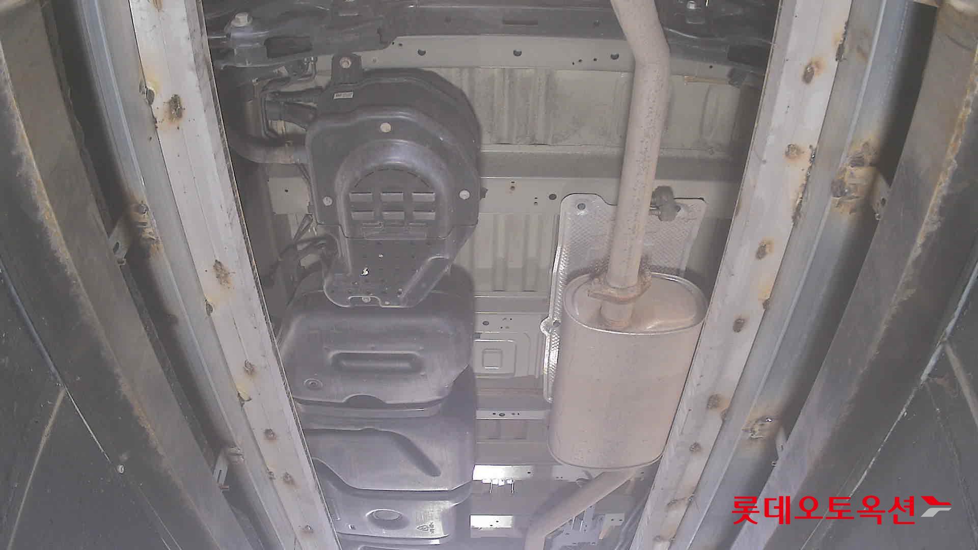 2022 - hyundai staria