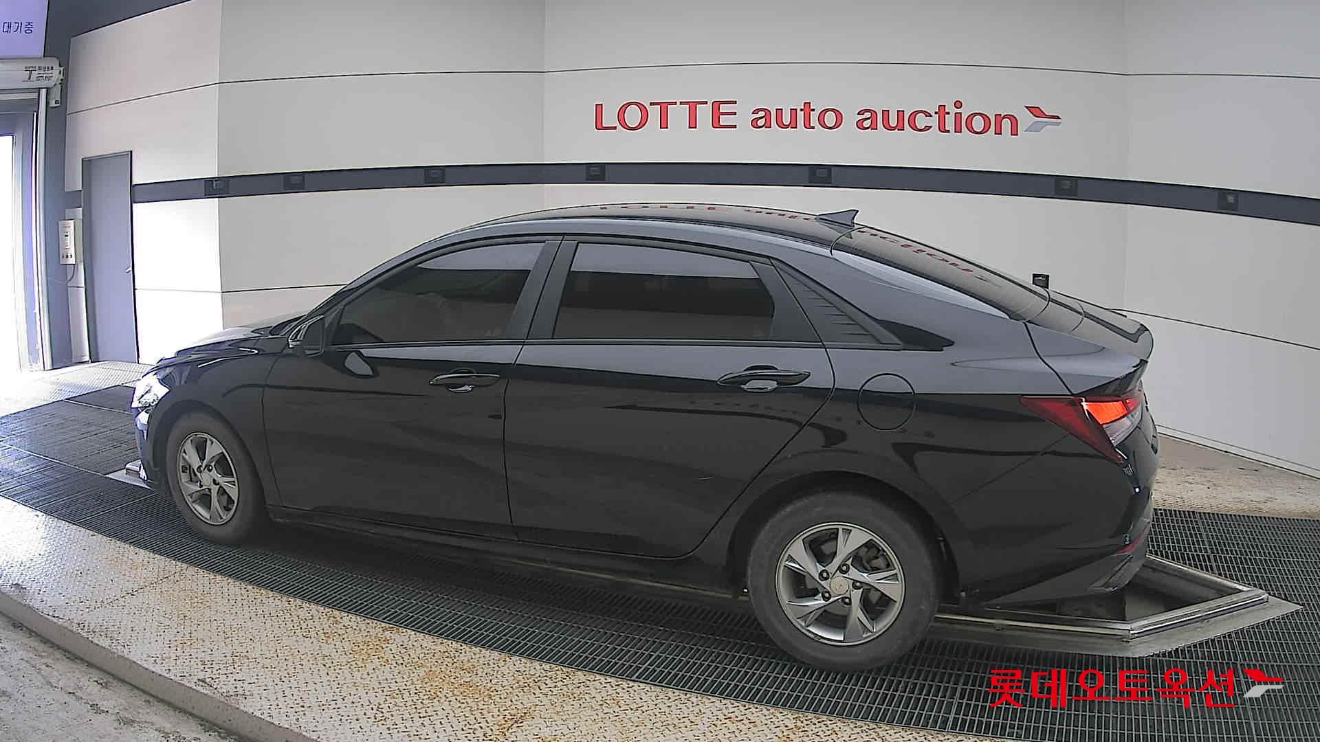 2022 - hyundai avante