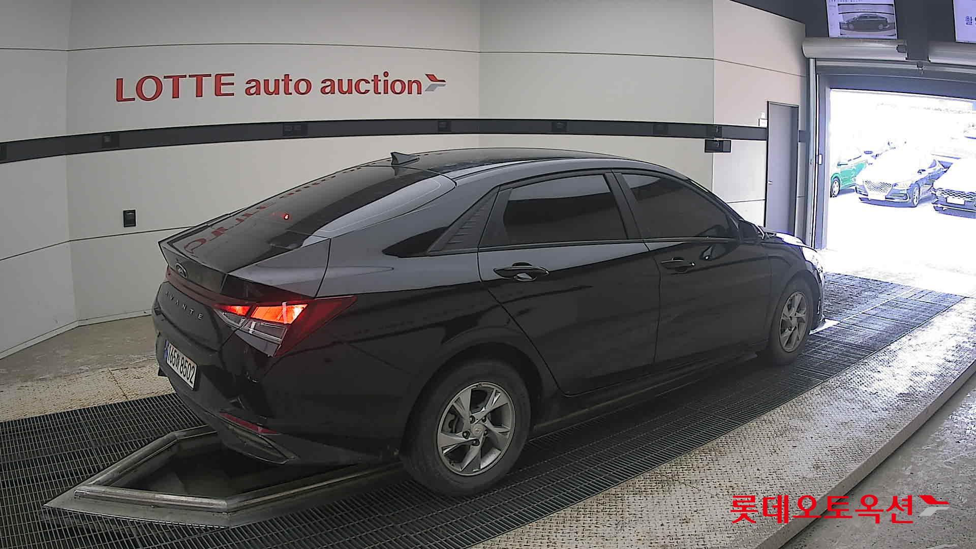 2022 - hyundai avante