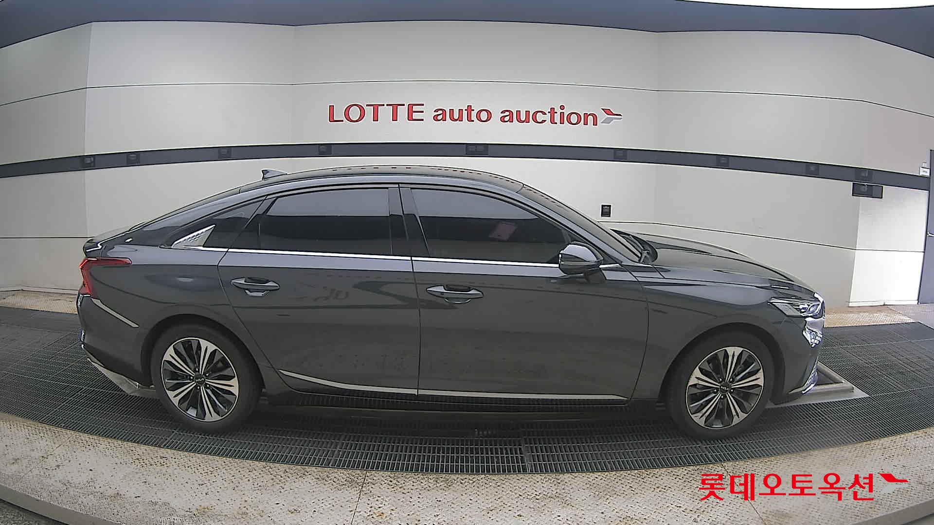 2023 - kia k8