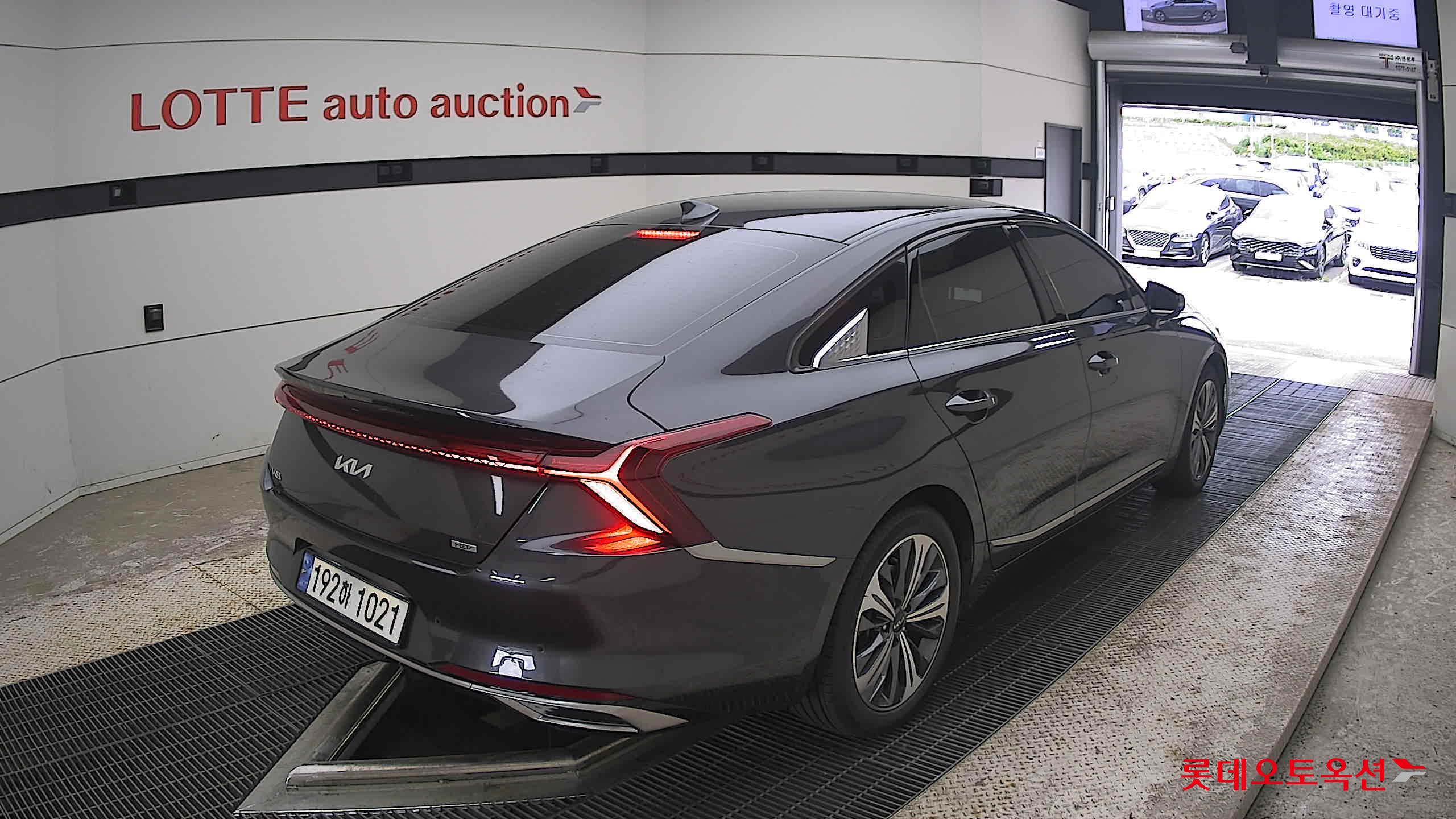 2023 - kia k8