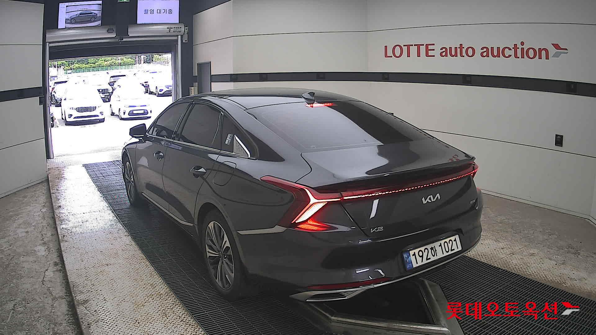 2023 - kia k8