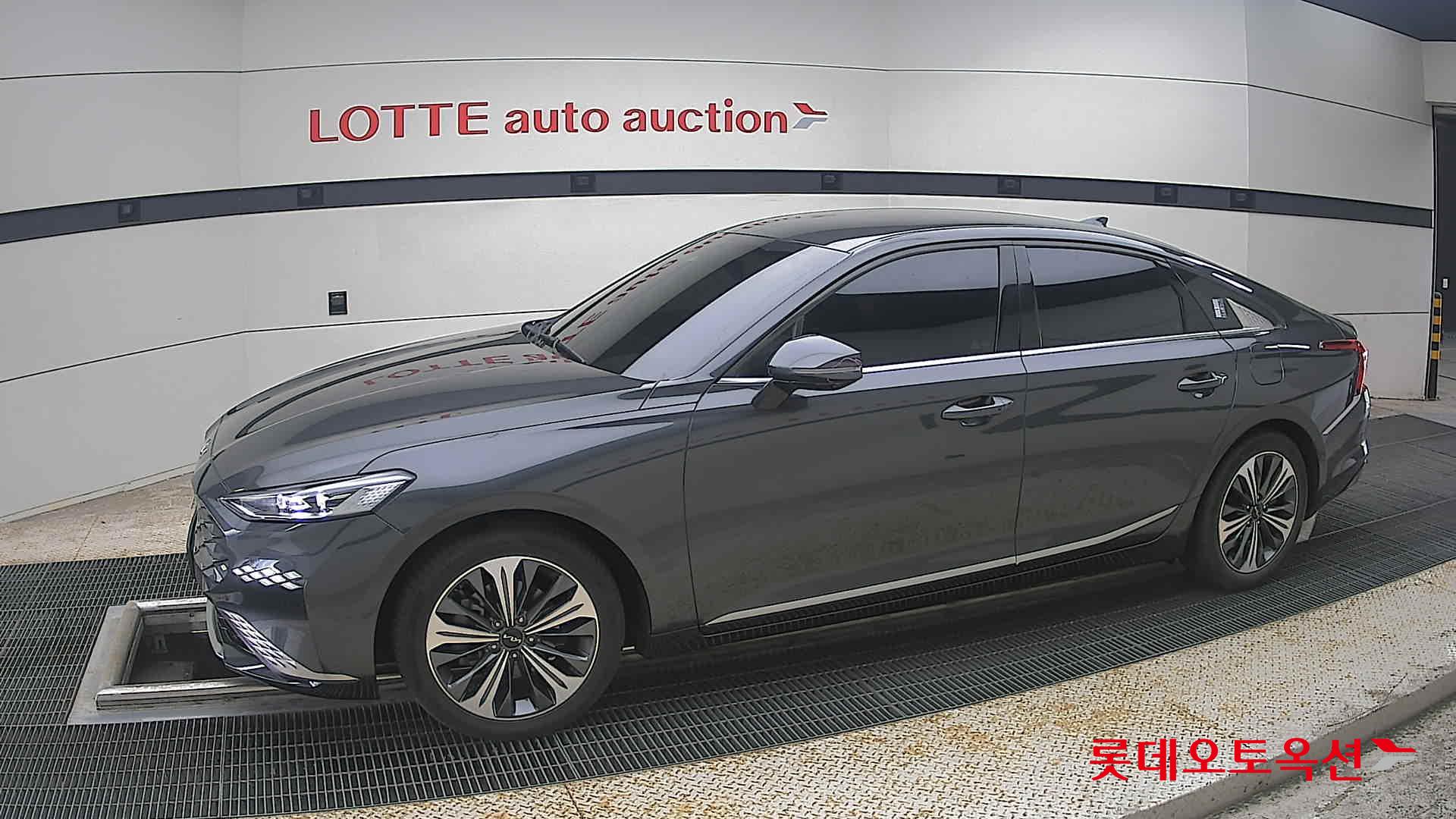2023 - kia k8