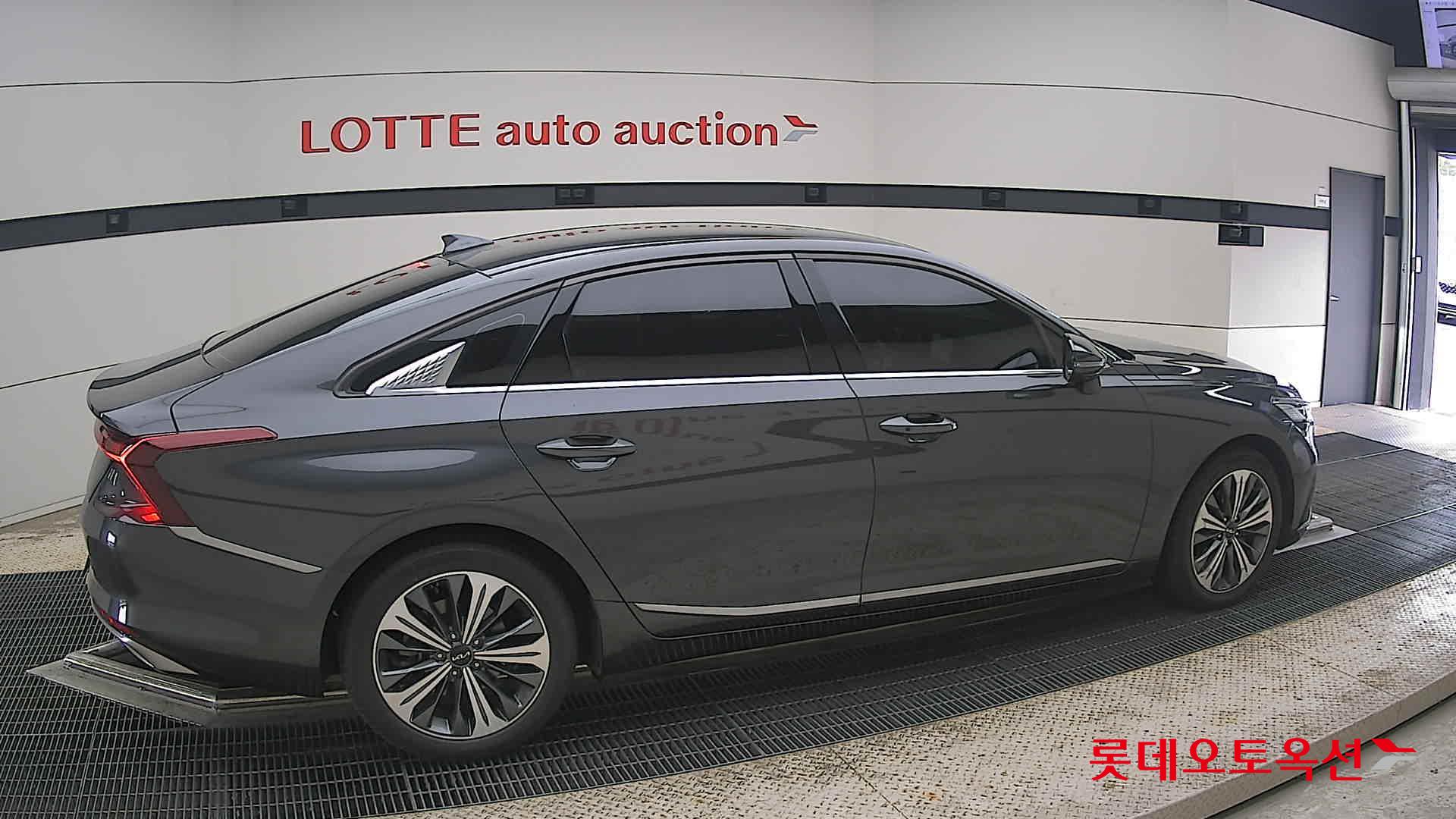2023 - kia k8
