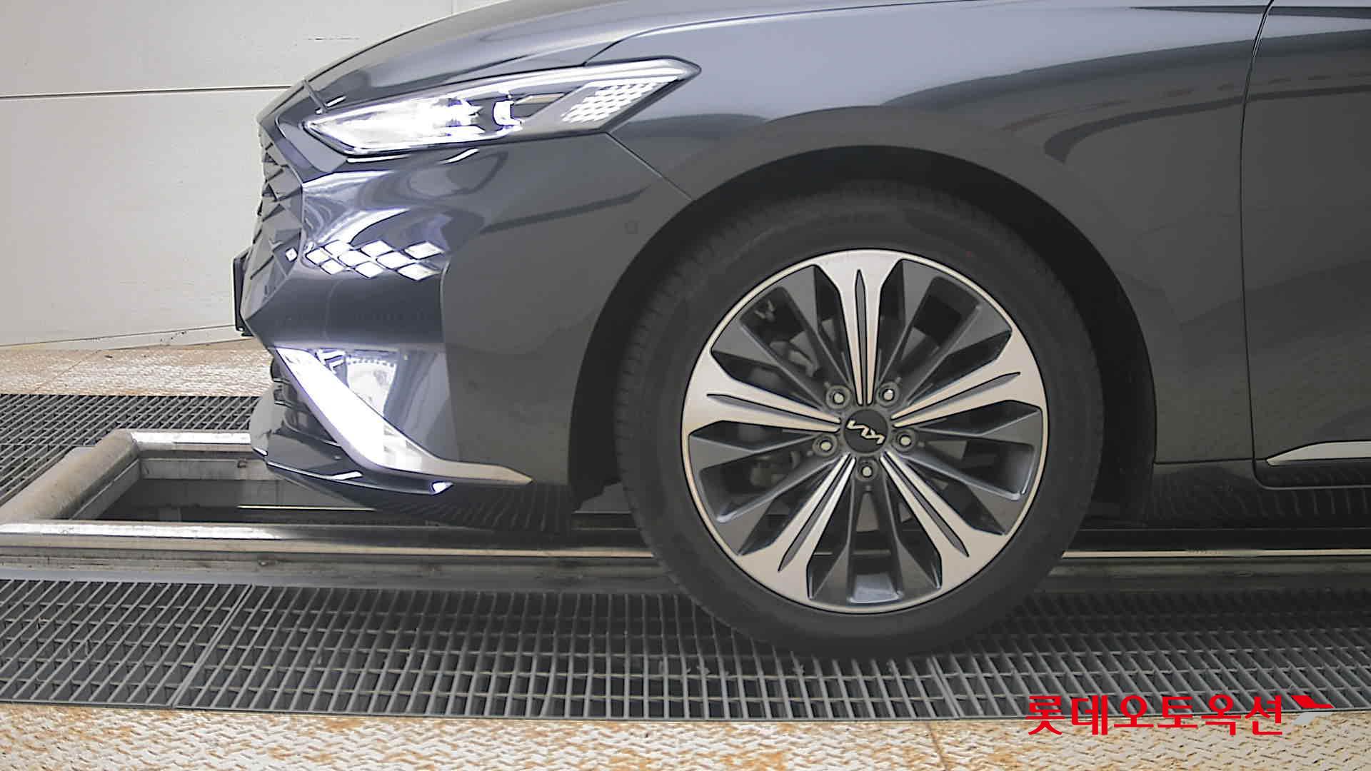 2023 - kia k8