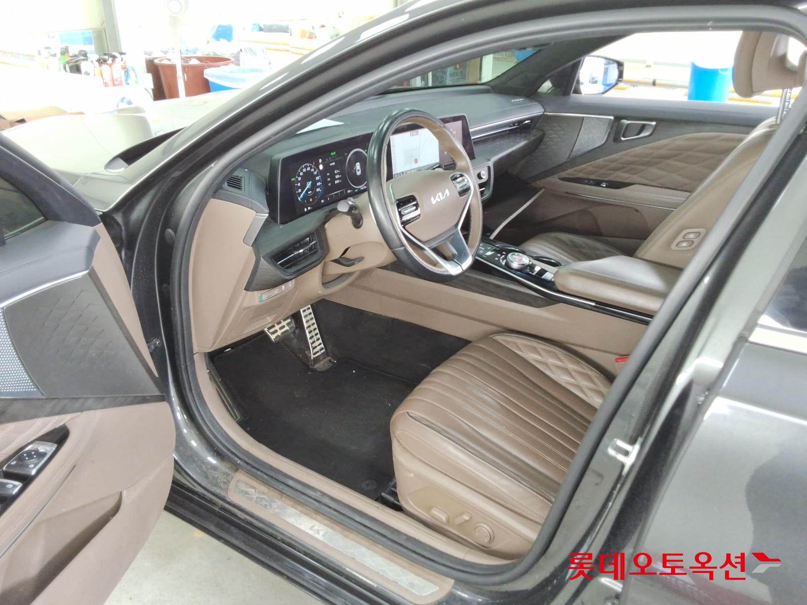 2023 - kia k8