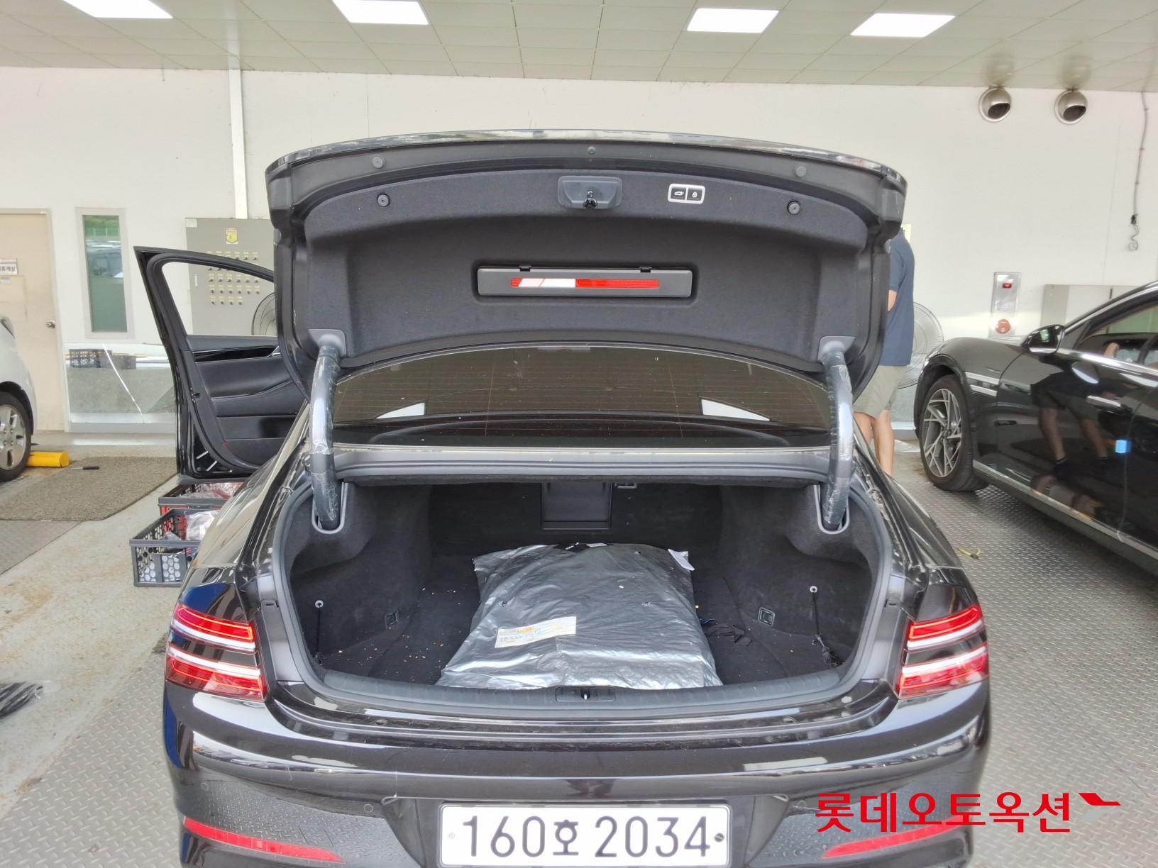 2021 - genesis g80