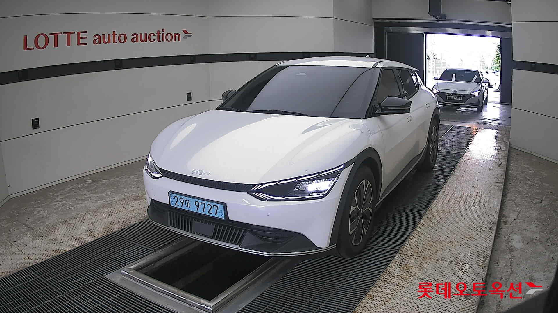 2022 - kia ev6
