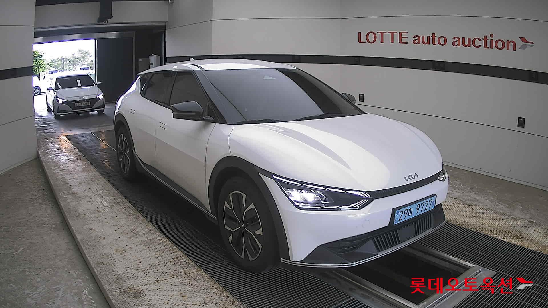 2022 - kia ev6