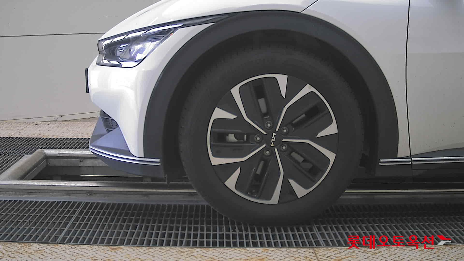 2022 - kia ev6