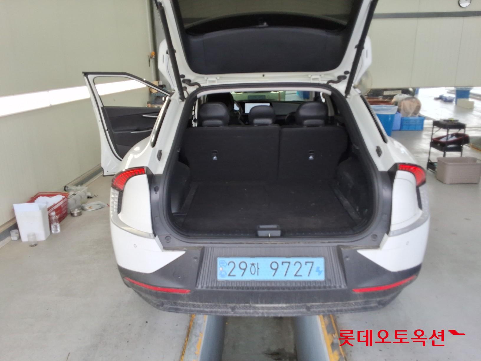 2022 - kia ev6