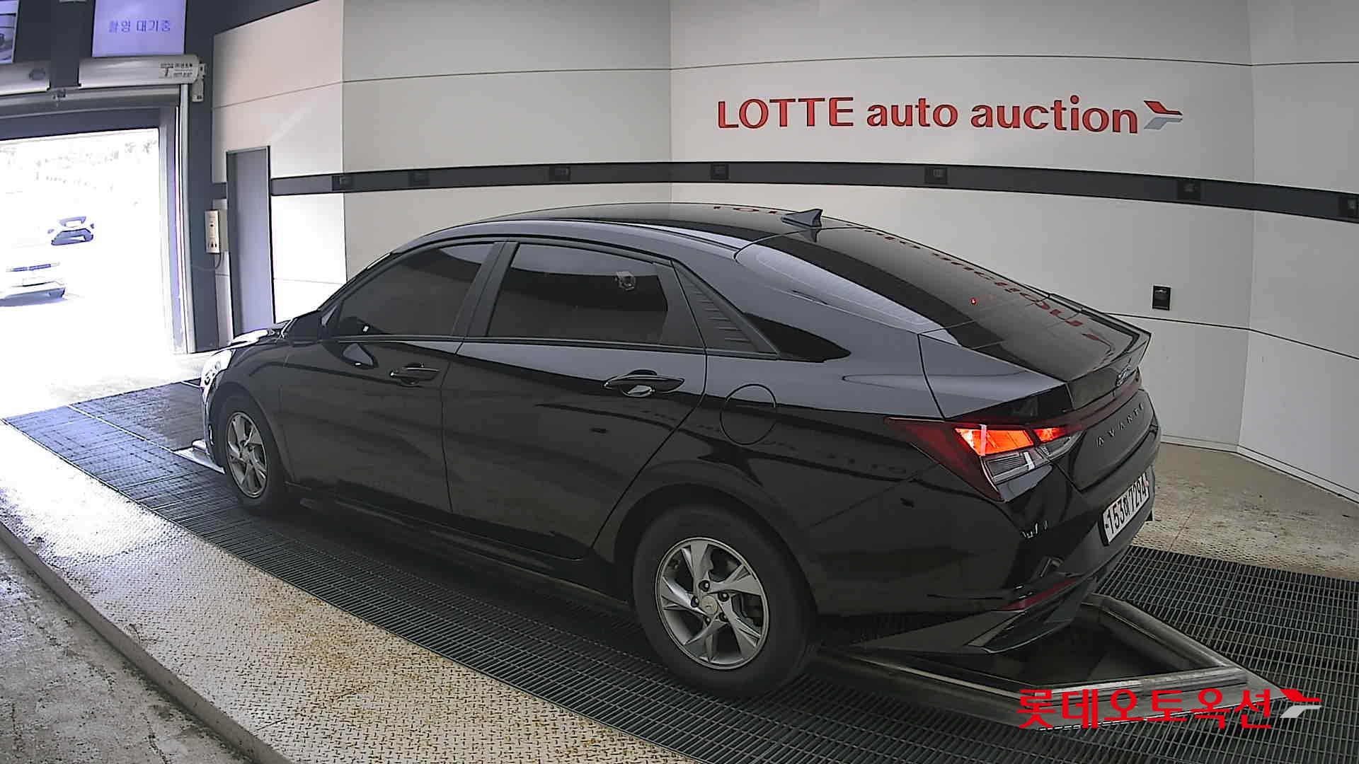 2021 - hyundai avante