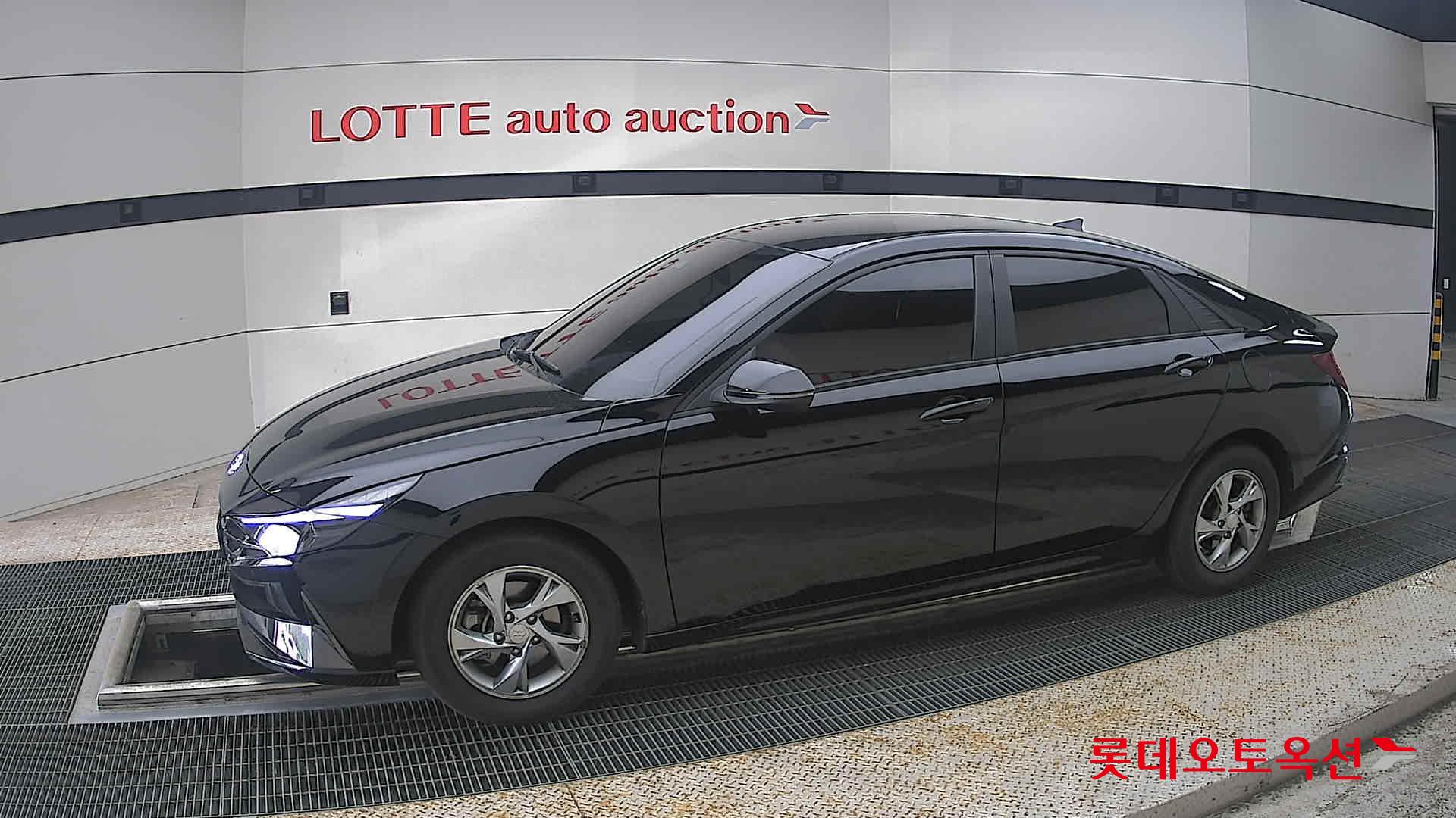 2021 - hyundai avante
