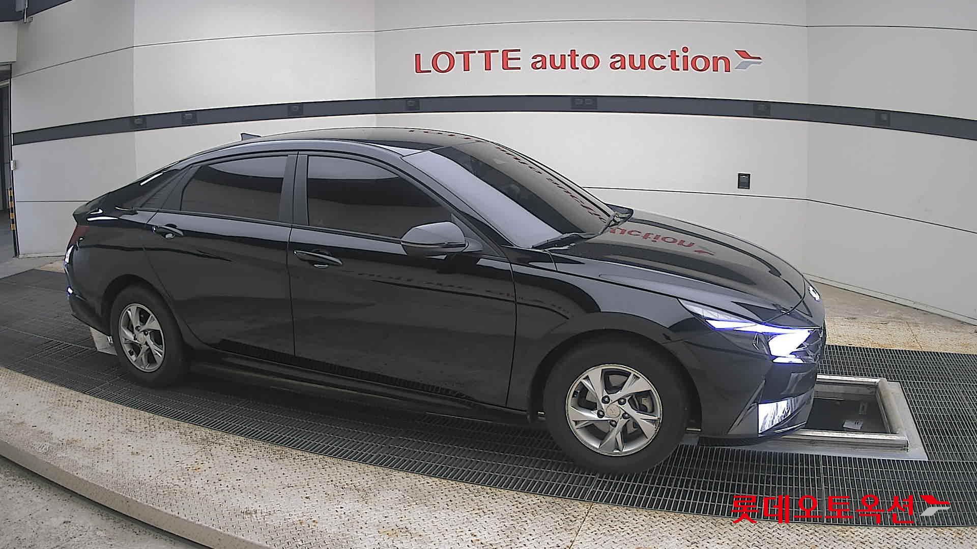 2021 - hyundai avante