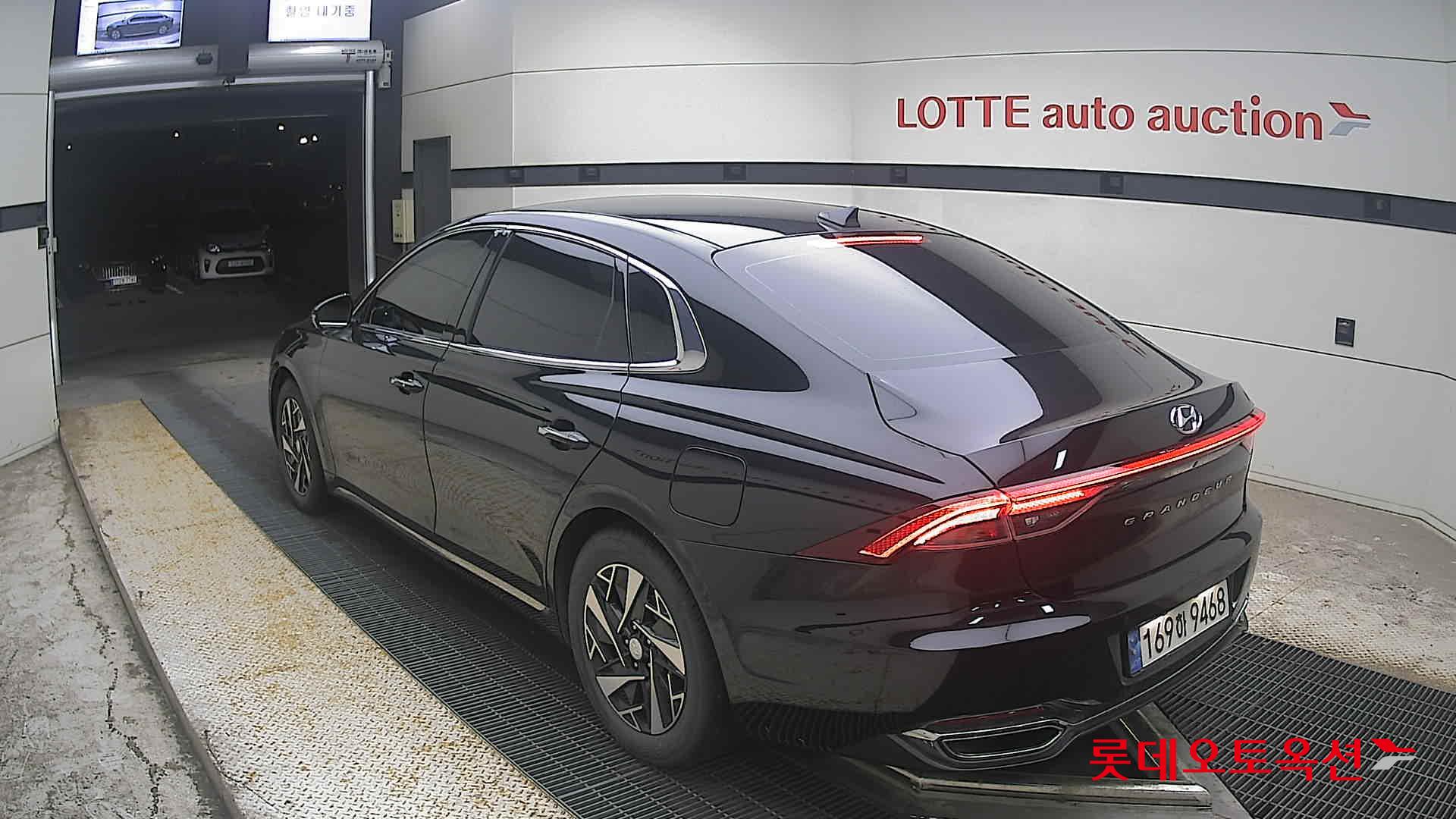 2022 - hyundai grandeur
