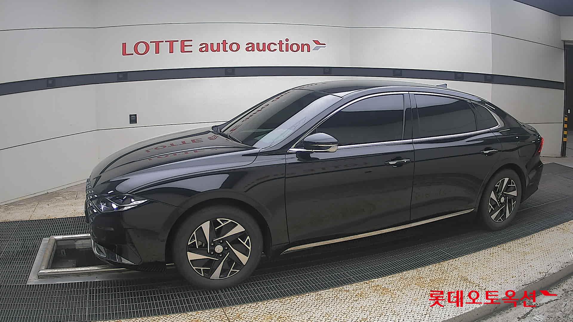 2022 - hyundai grandeur