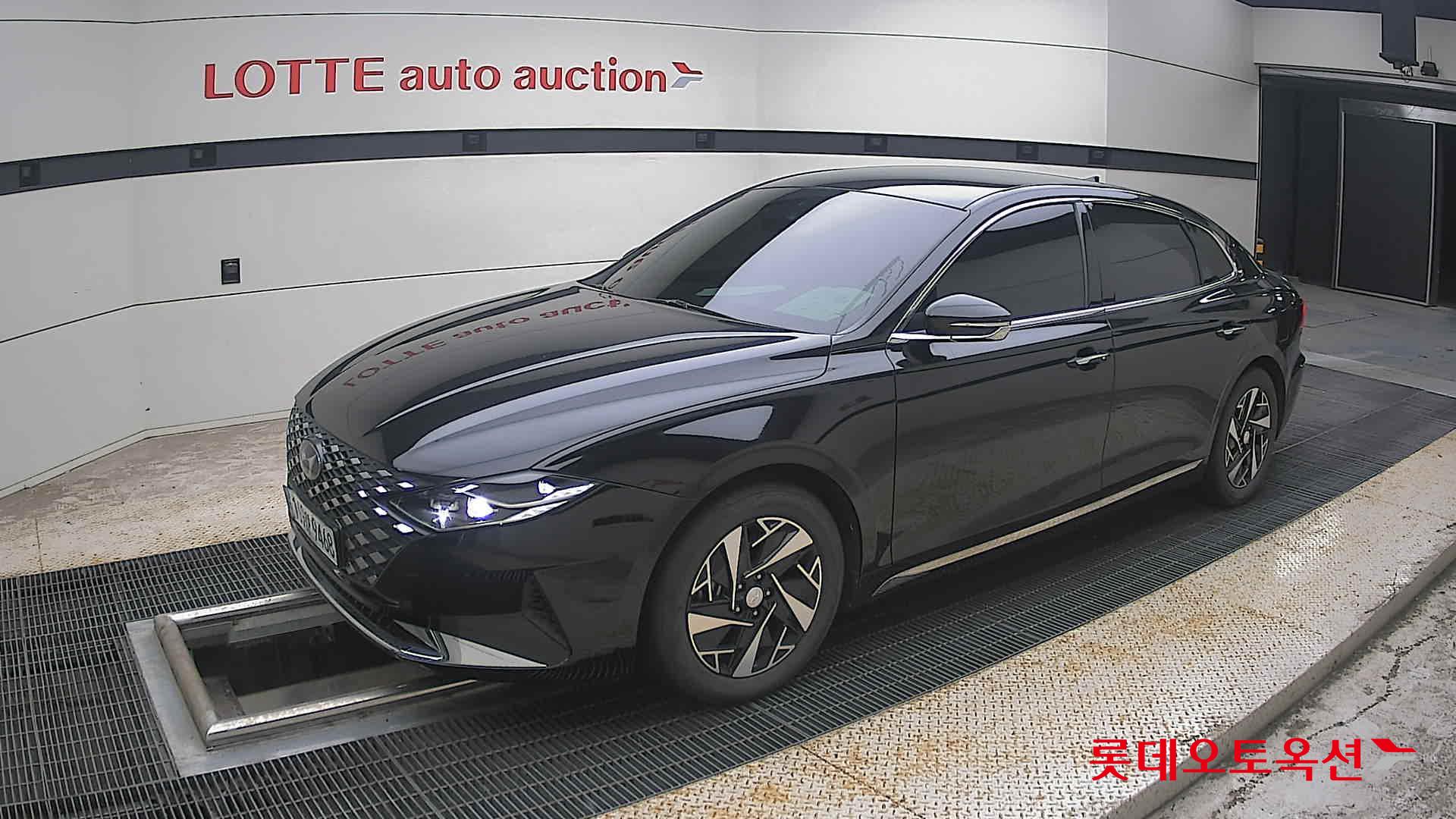 2022 - hyundai grandeur