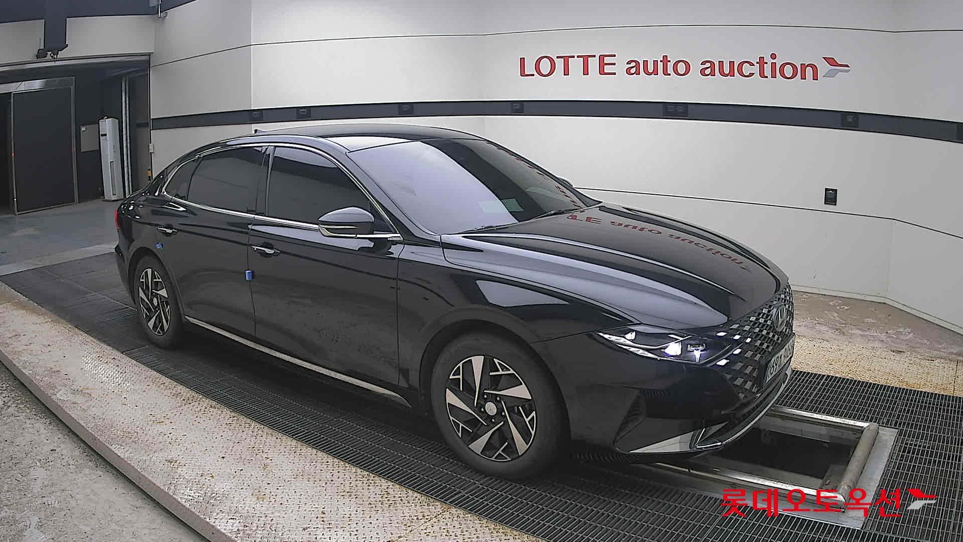 2022 - hyundai grandeur