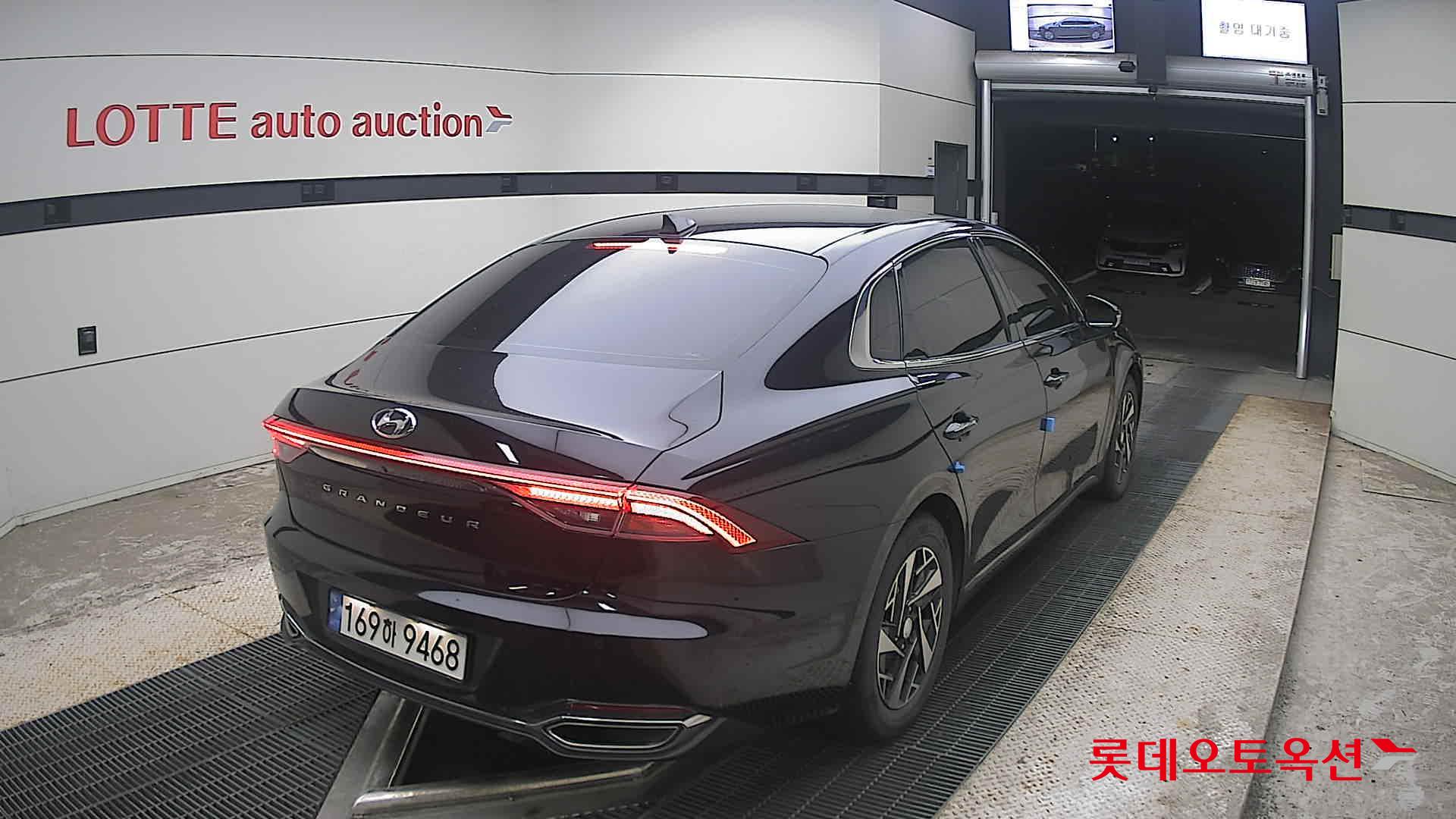 2022 - hyundai grandeur