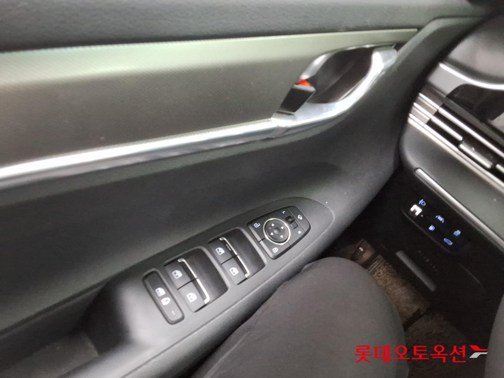 2022 - hyundai grandeur