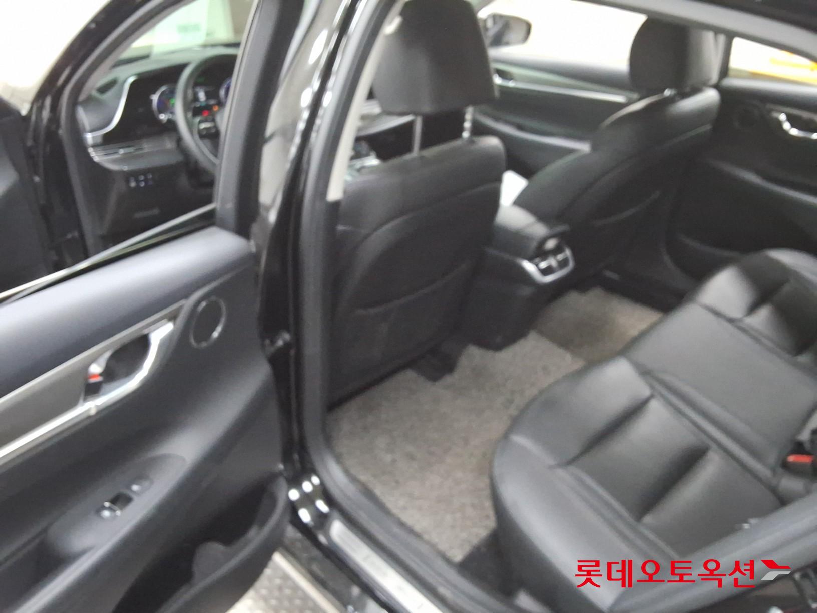 2022 - hyundai grandeur