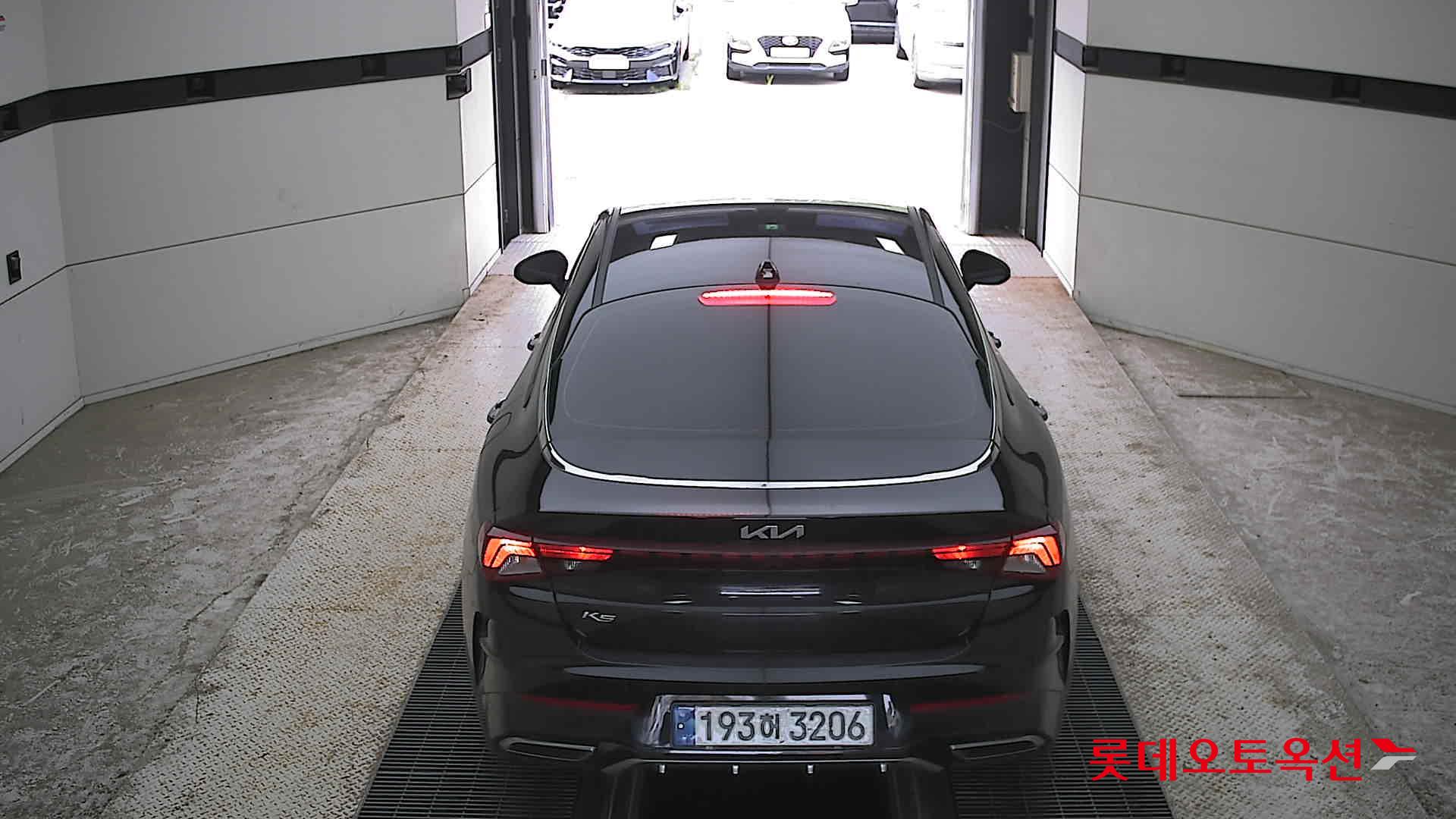 2022 - kia k5