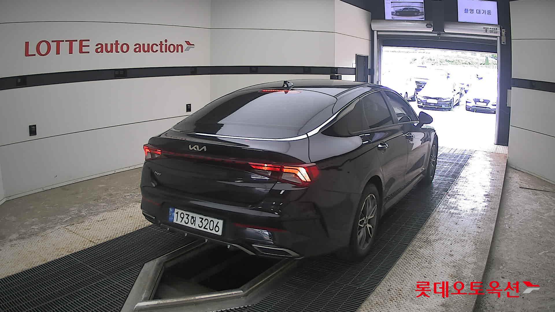 2022 - kia k5