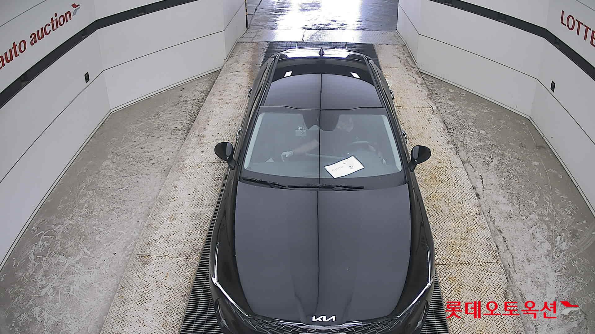 2022 - kia k5