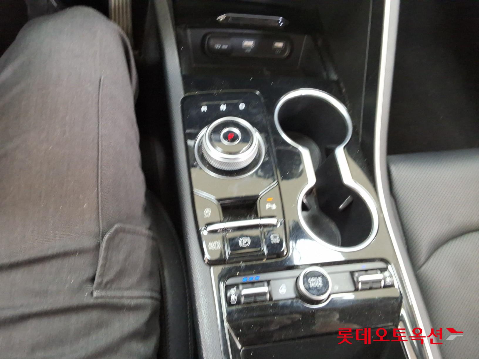 2022 - kia k5