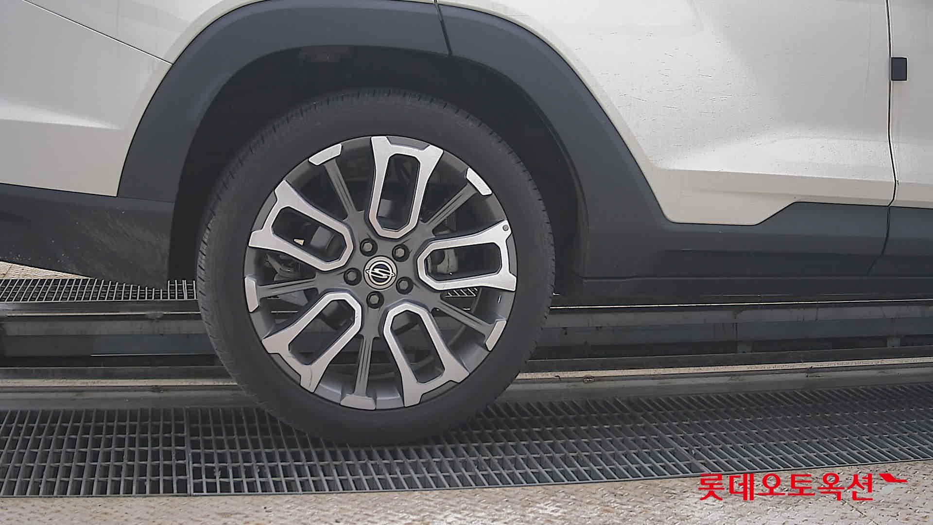 2023 - ssangyong torres