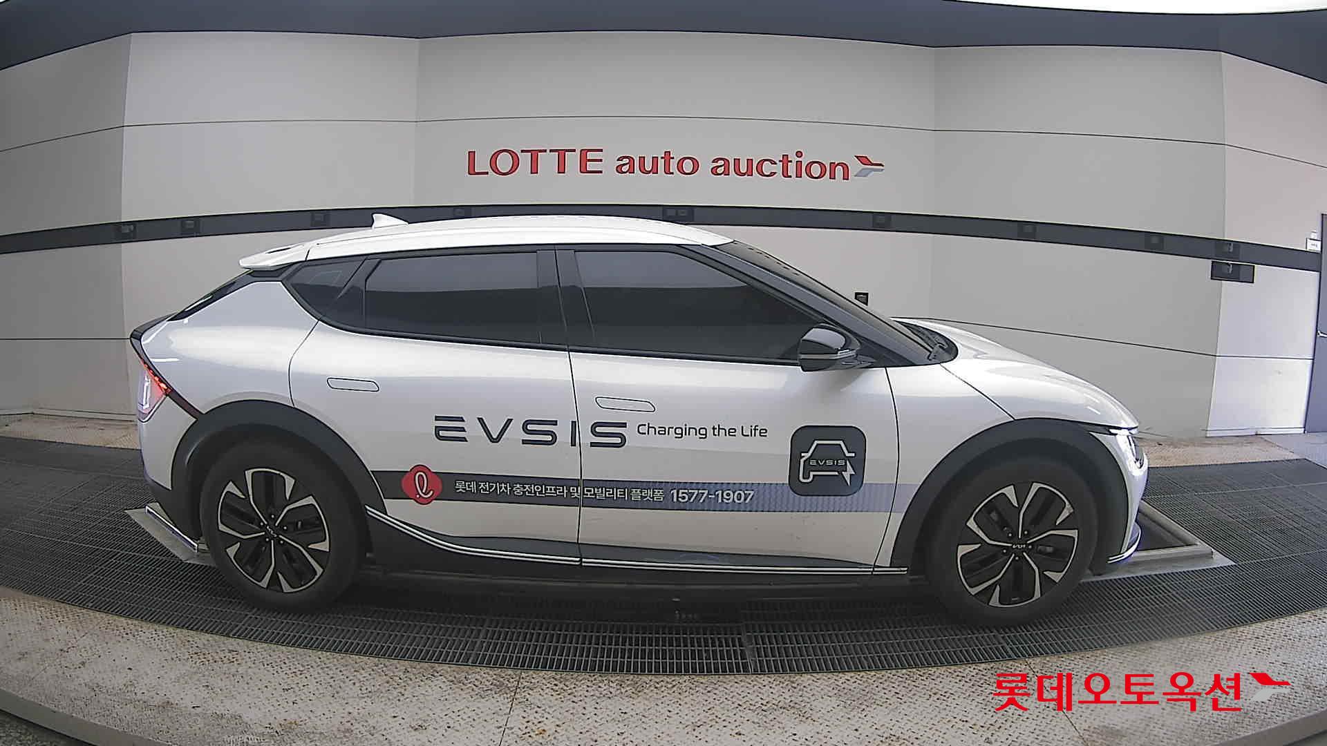 2022 - kia ev6