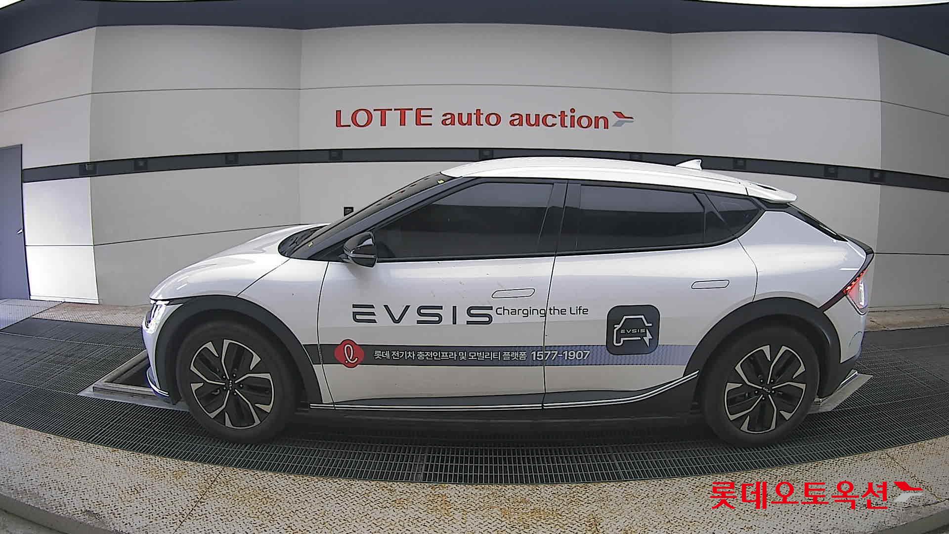 2022 - kia ev6