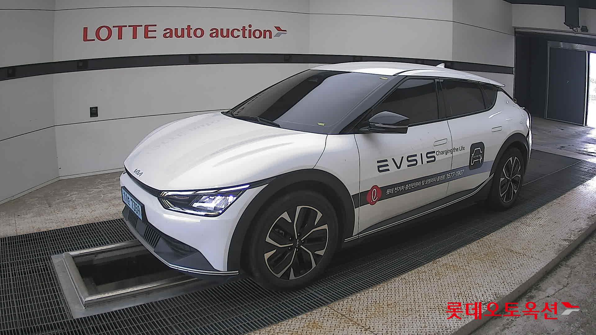 2022 - kia ev6