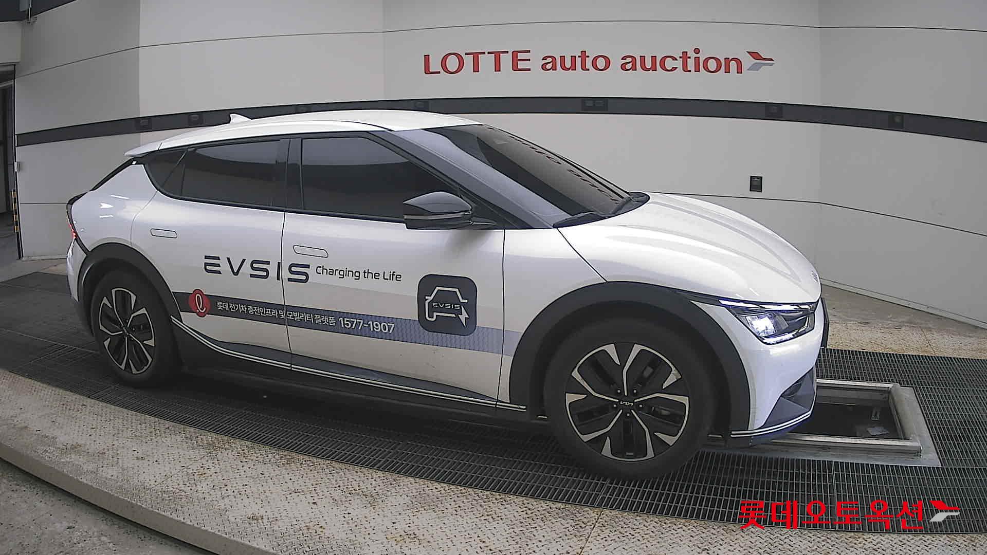 2022 - kia ev6