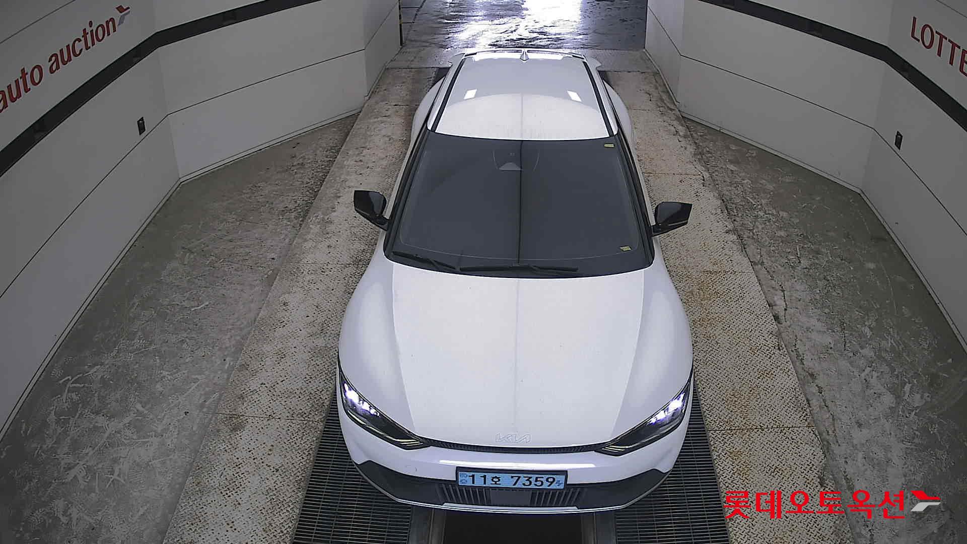 2022 - kia ev6