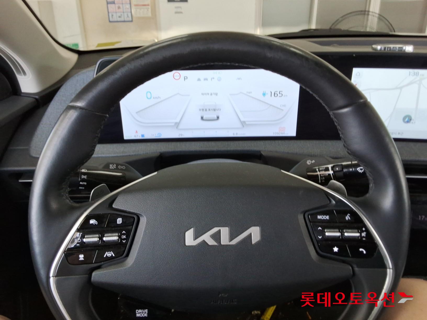 2022 - kia ev6