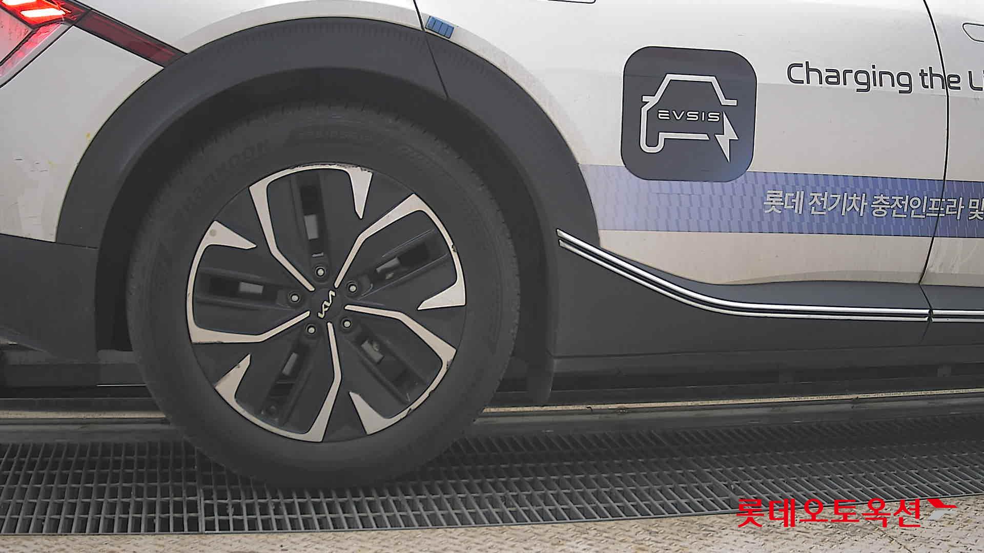 2022 - kia ev6