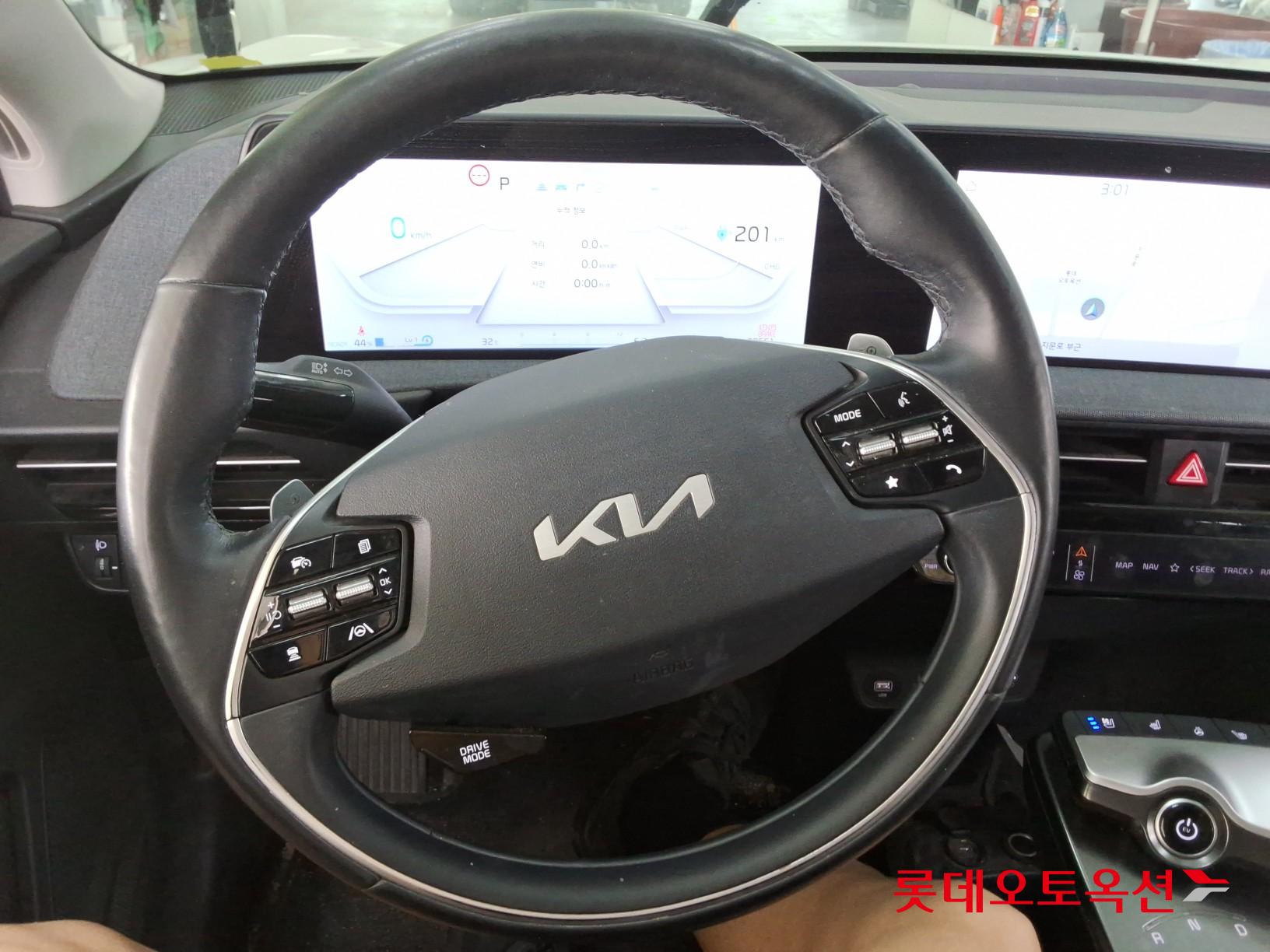 2022 - kia ev6