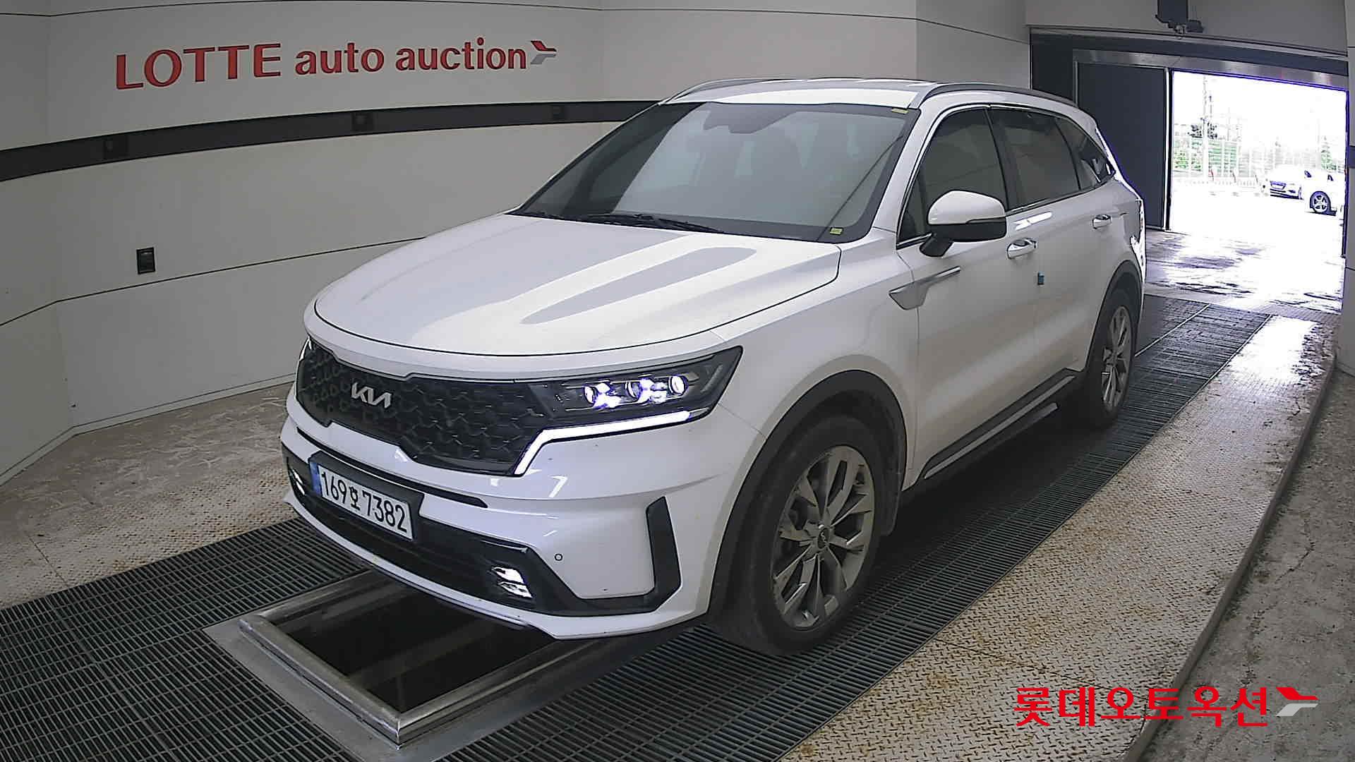 2022 - kia sorento