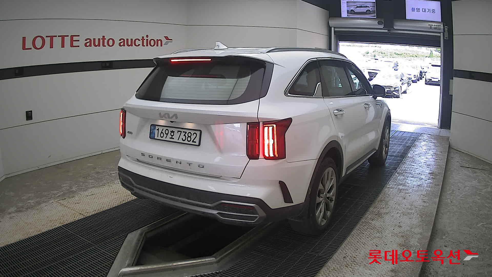 2022 - kia sorento