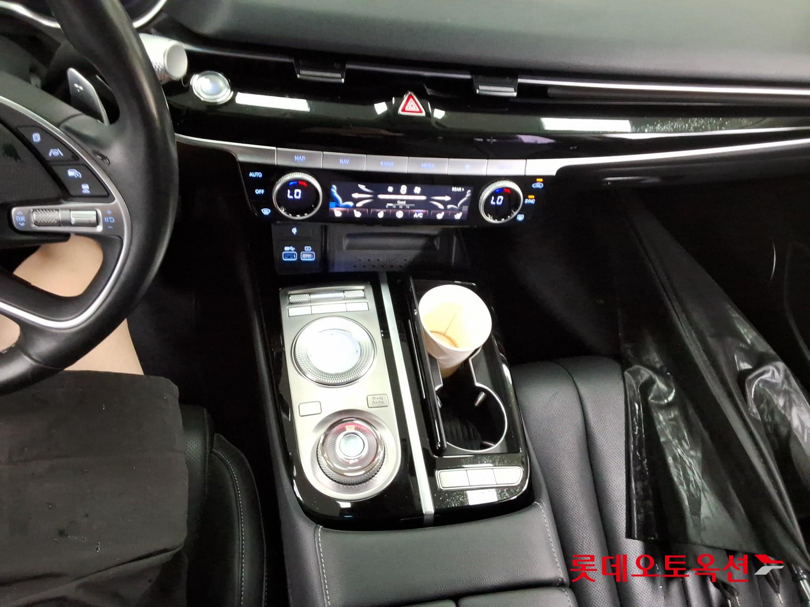 2022 - genesis g80
