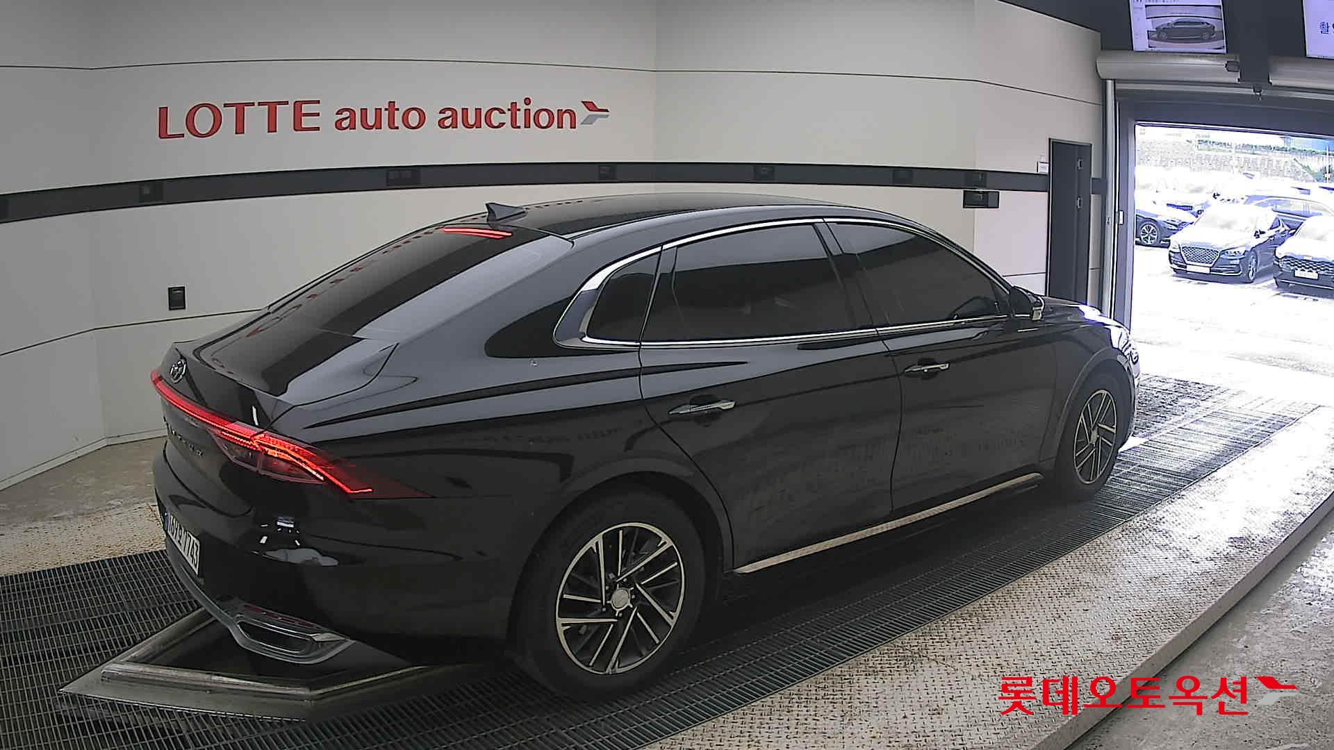 2022 - hyundai grandeur