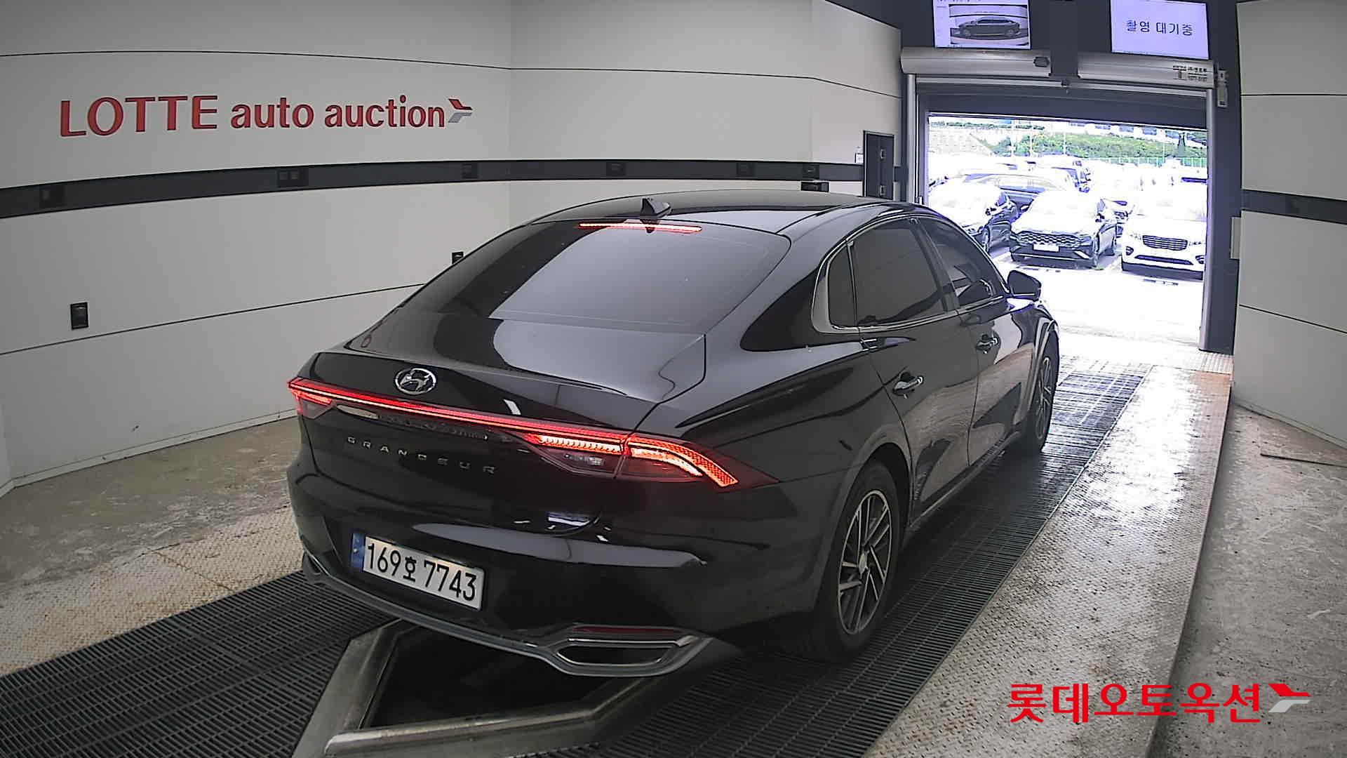 2022 - hyundai grandeur