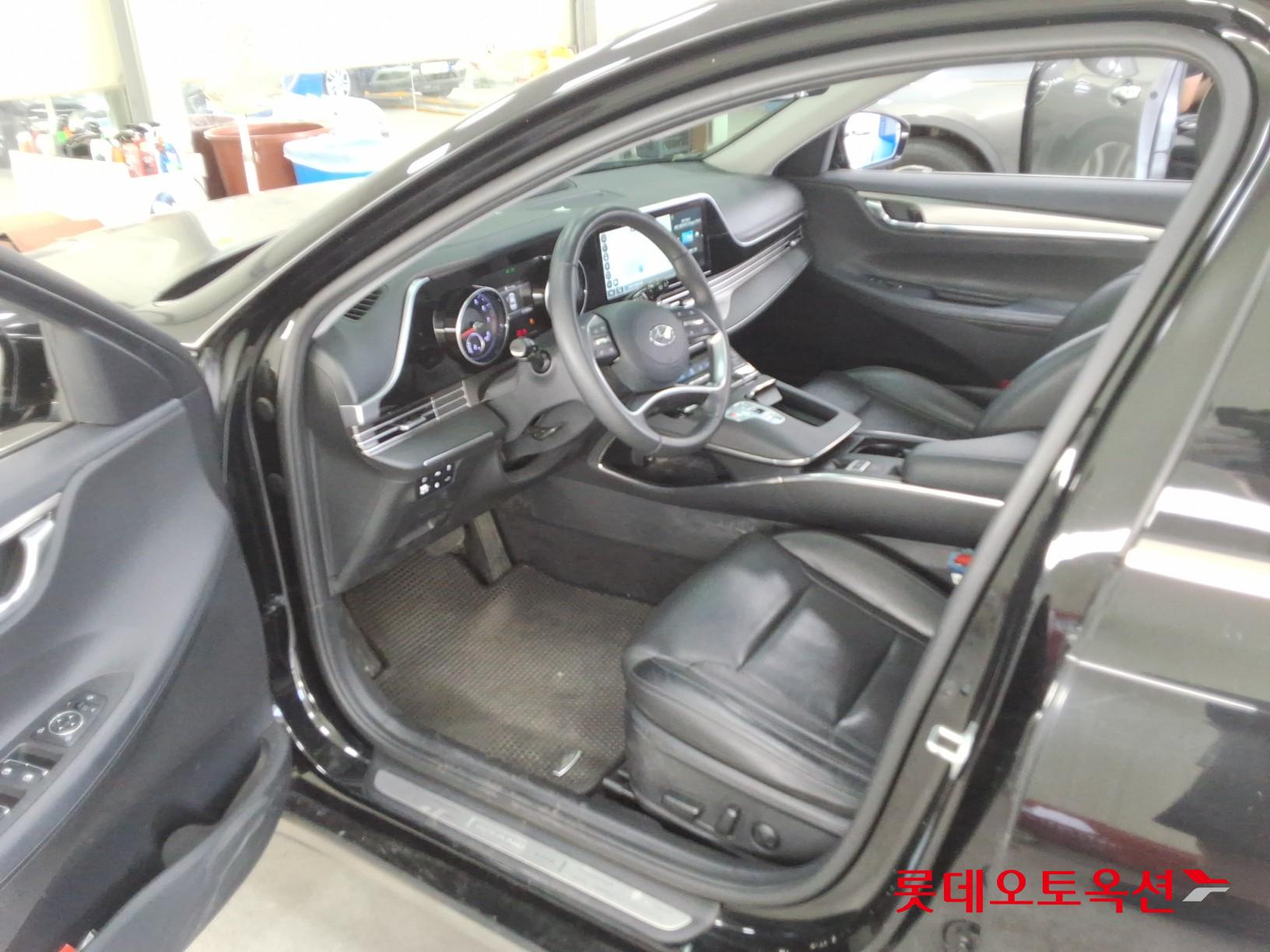 2022 - hyundai grandeur