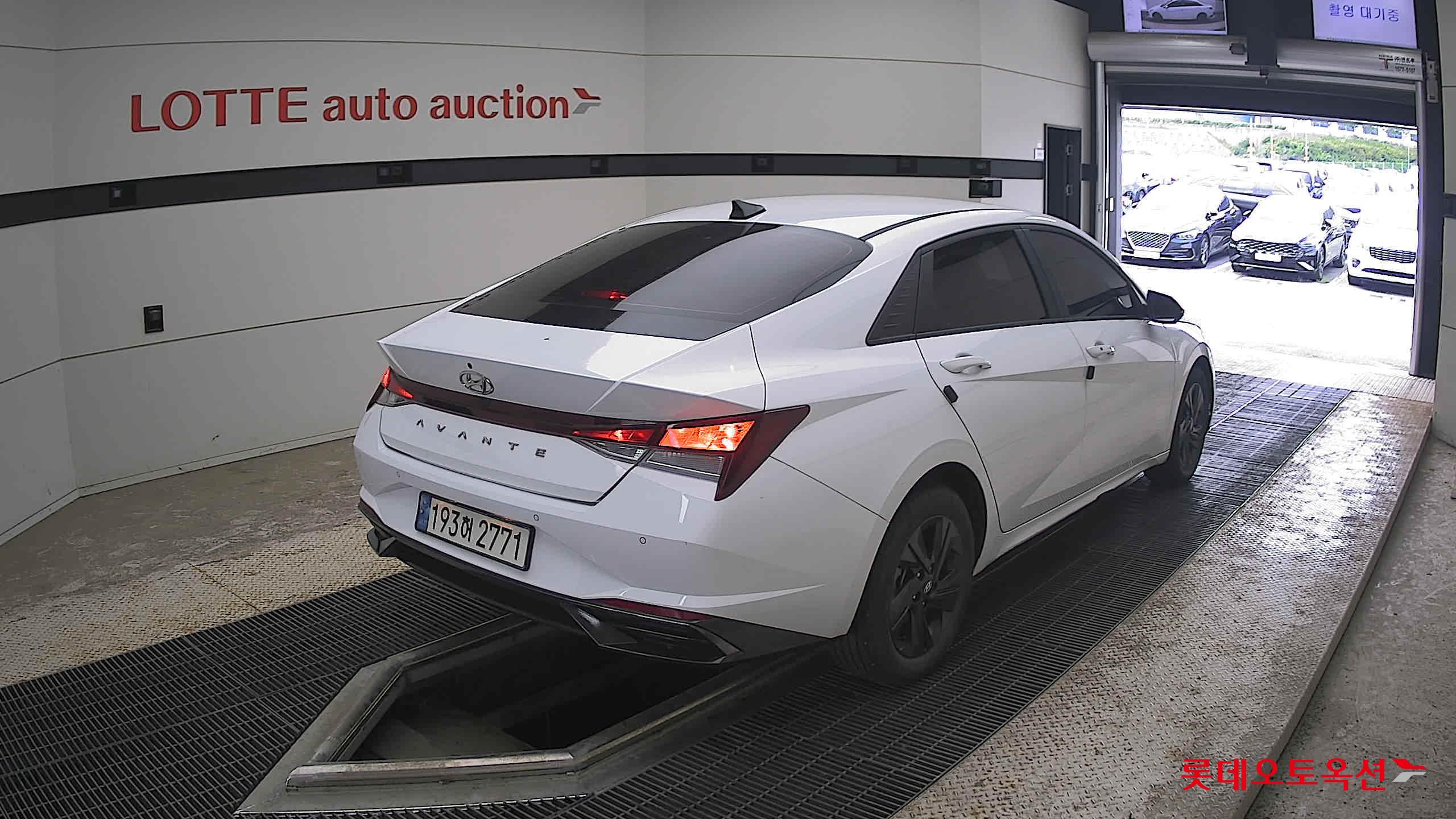 2023 - hyundai avante