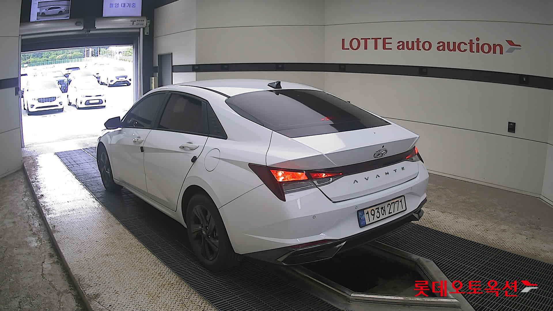 2023 - hyundai avante