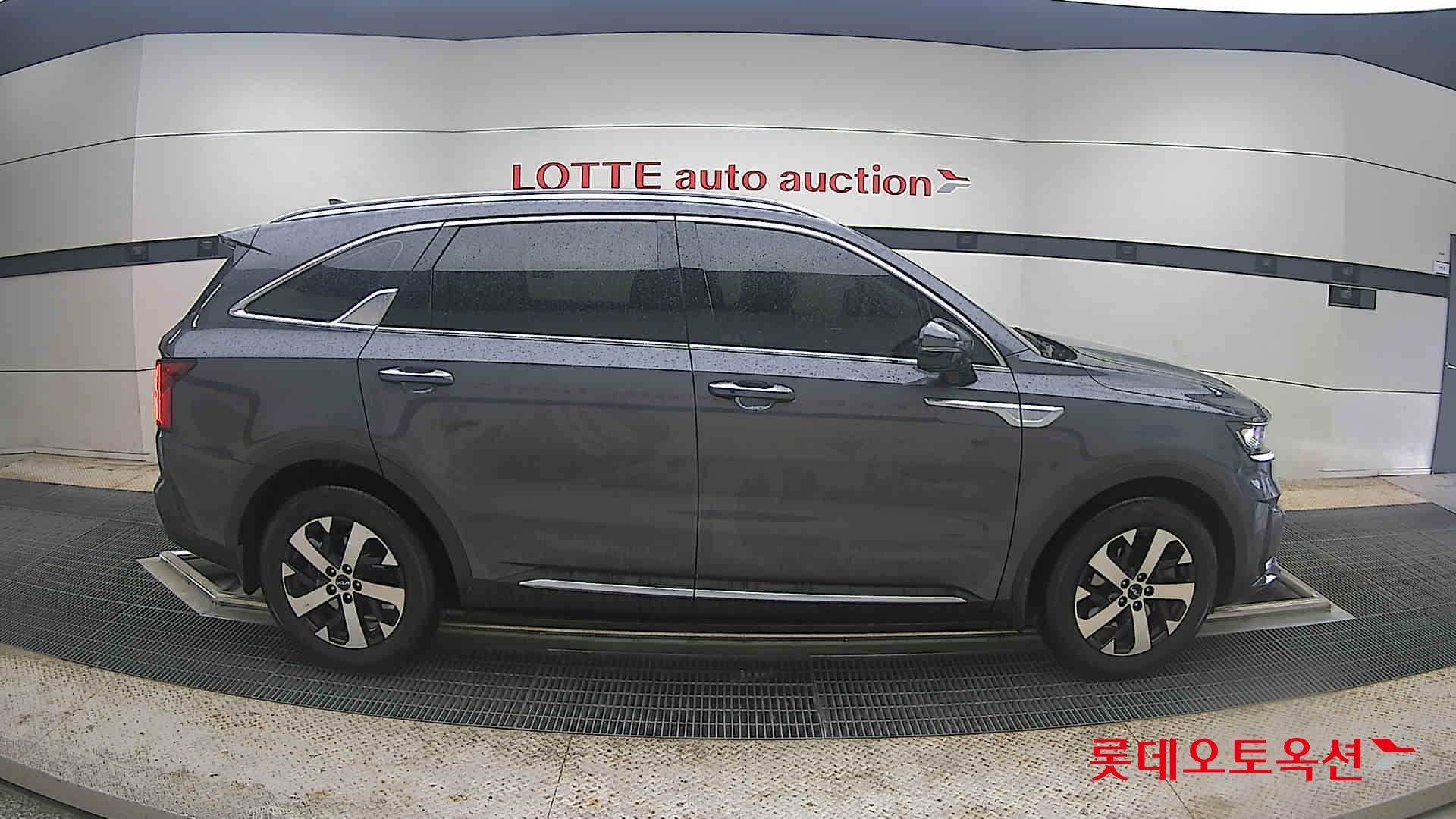 2023 - kia sorento