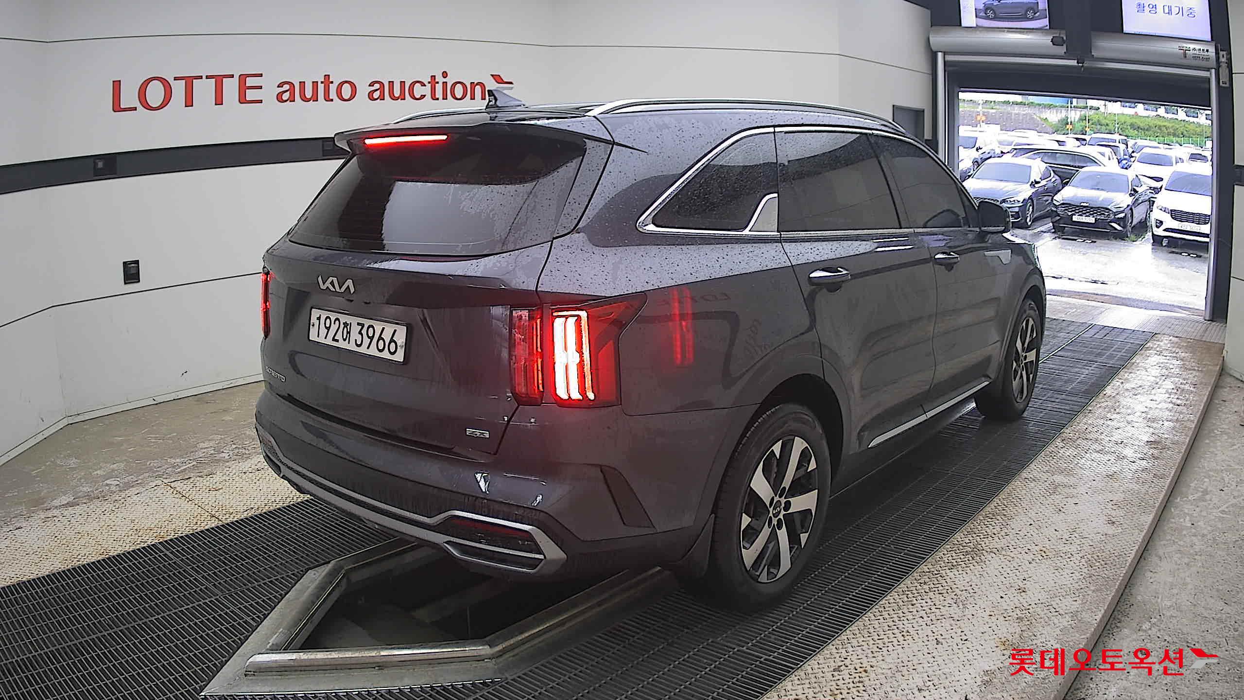 2023 - kia sorento