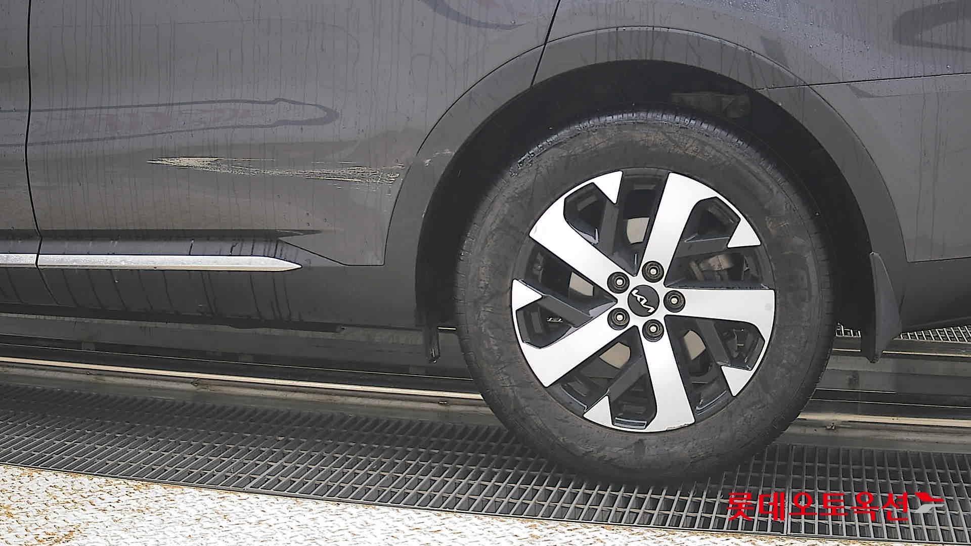 2023 - kia sorento