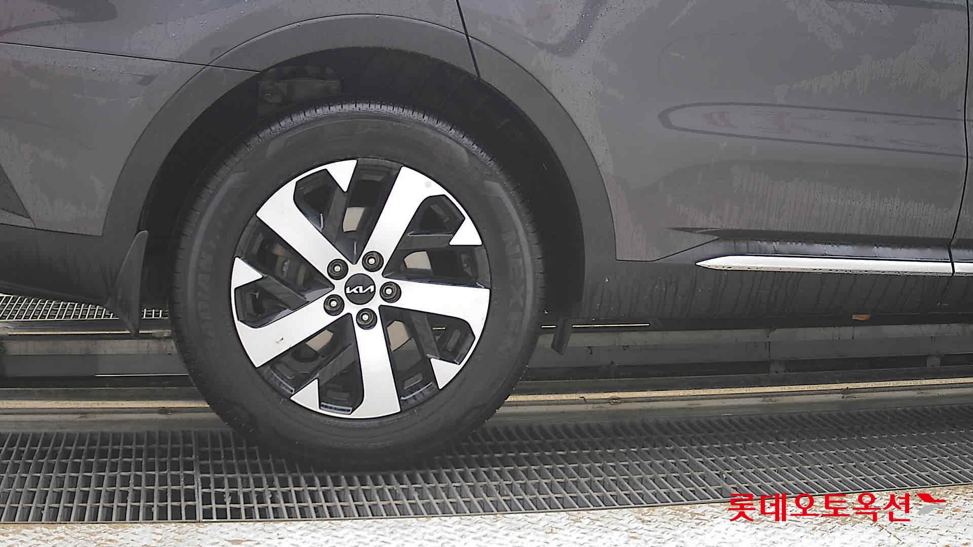 2023 - kia sorento